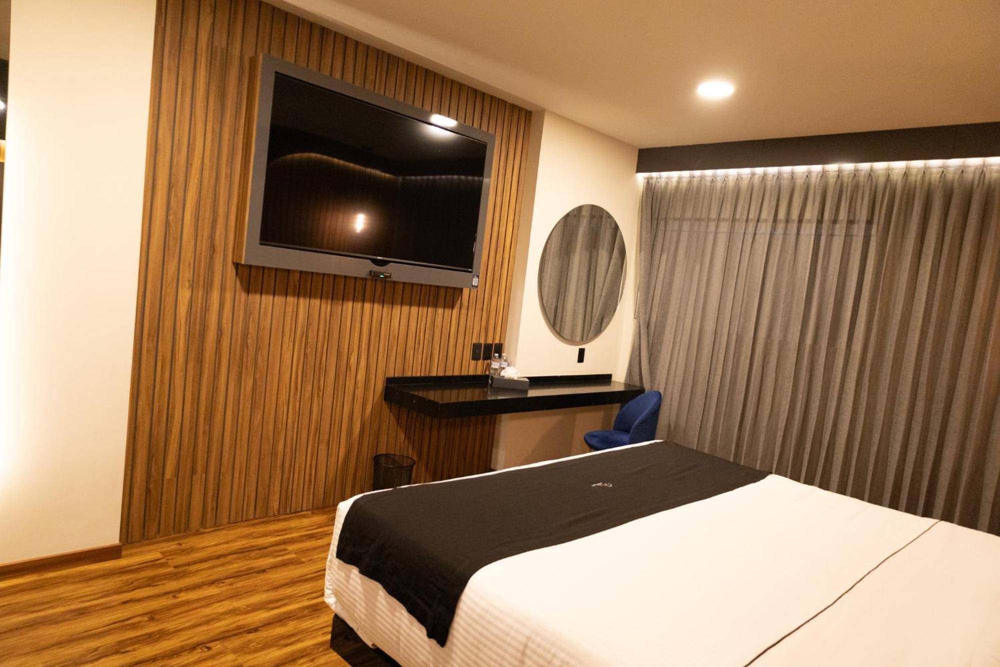 Yoru Hotel